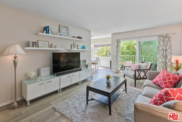 428 Hill #15, Santa Monica, CA 90405