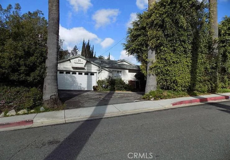 4513 Palm, La Canada Flintridge, CA 91011