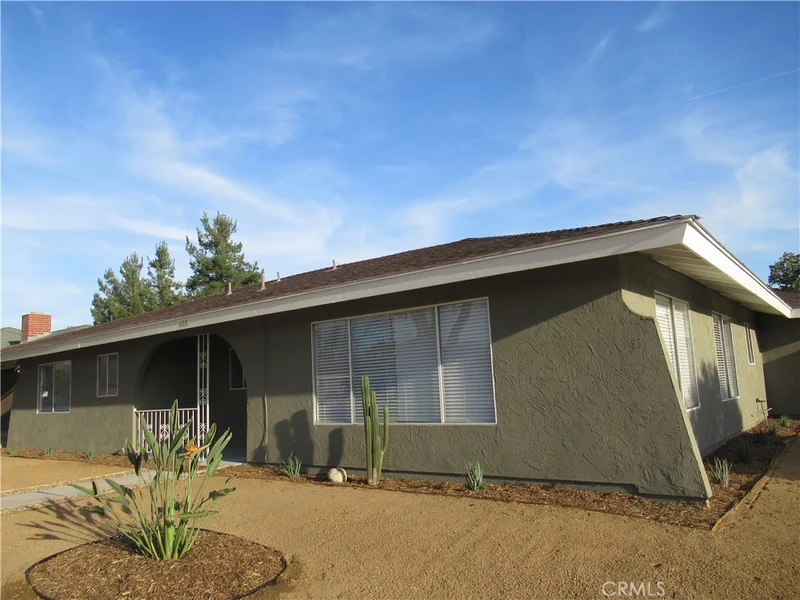 425 Whittier, Hemet, CA 92543