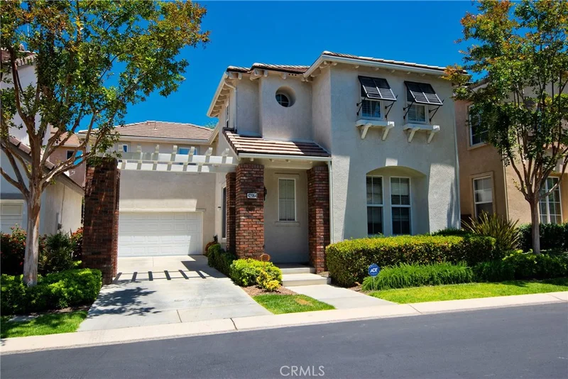 42064 Calabria, Temecula, CA 92591