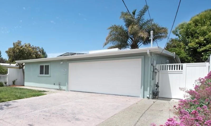 2761 Gonzaga, East Palo Alto, CA 94303