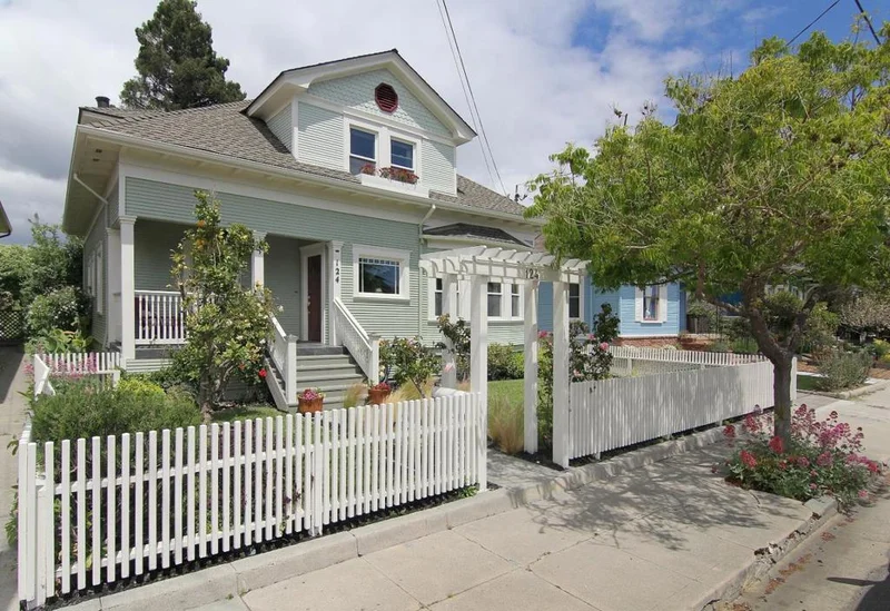 124 Peyton, Santa Cruz, CA 95060
