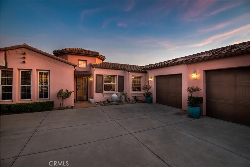 903 Vista Cerro, Paso Robles, CA 93446