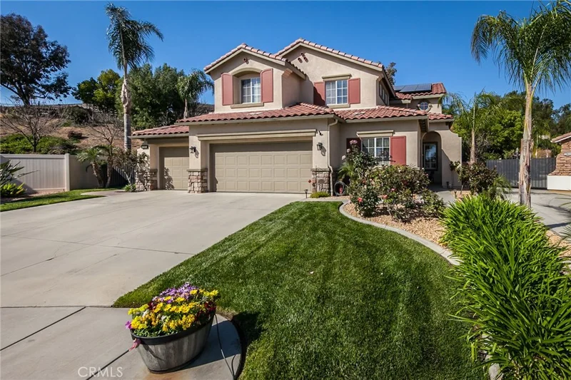 29665 Lochinvar, Highland, CA 92346