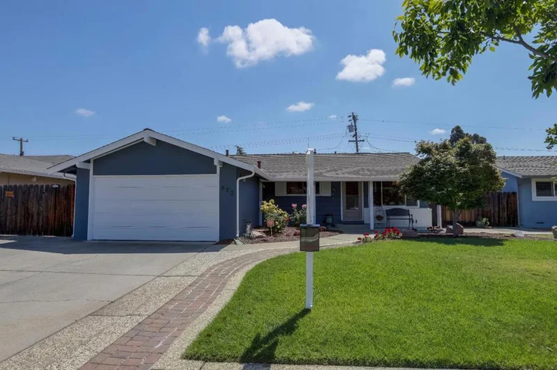 872 Loyalton, Campbell, CA 95008