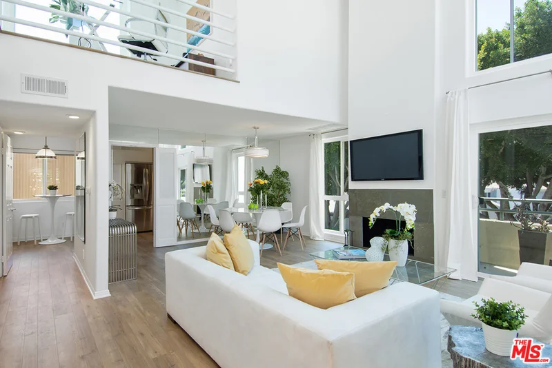 1139 Yale #1, Santa Monica, CA 90403