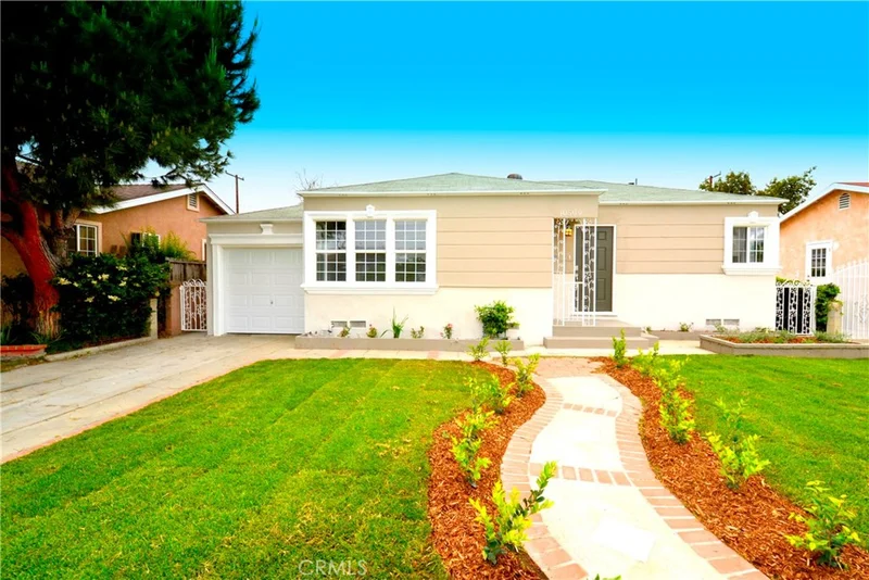 10509 Mallison, South Gate, CA 90280