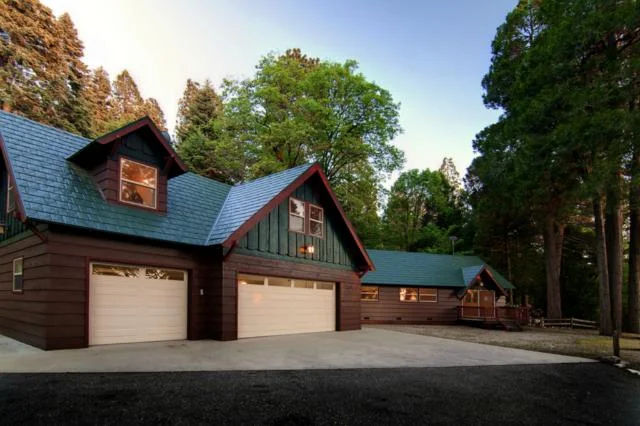 881 State Highway 173, Lake Arrowhead, CA 92352