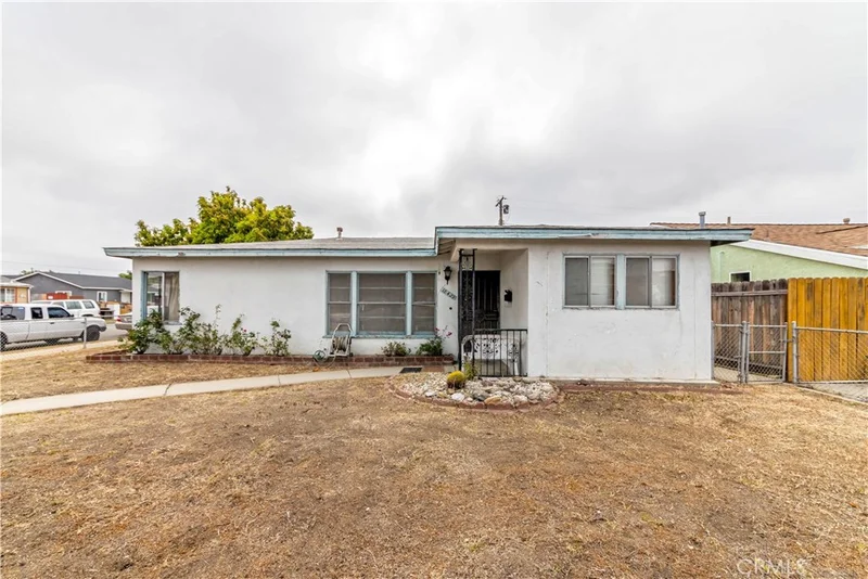18429 Delia, Torrance, CA 90504
