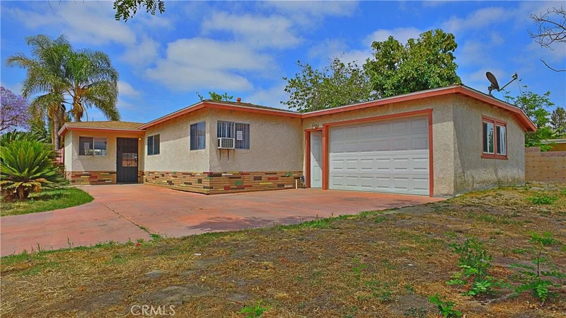 11905 205th, Lakewood, CA 90715