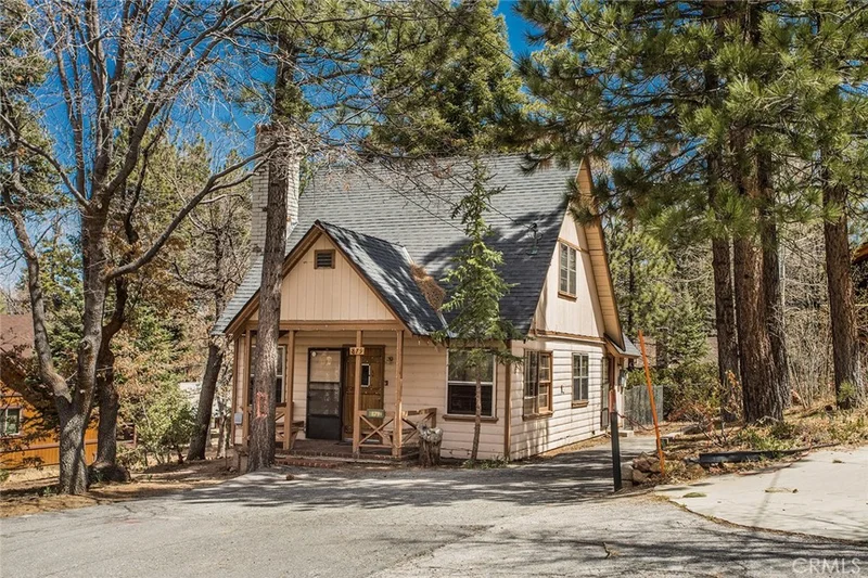 879 Conklin, Big Bear, CA 92315