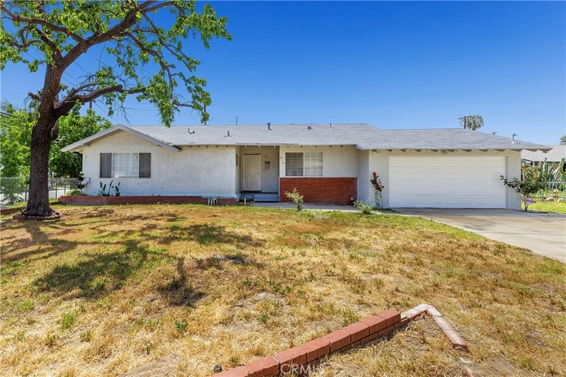 298 Bangor, Pomona, CA 91767
