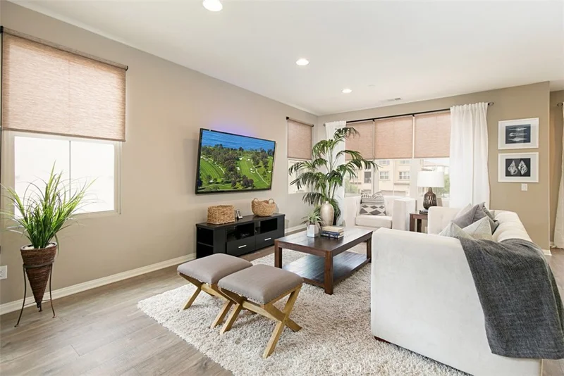 86 Capricorn, Irvine, CA 92618