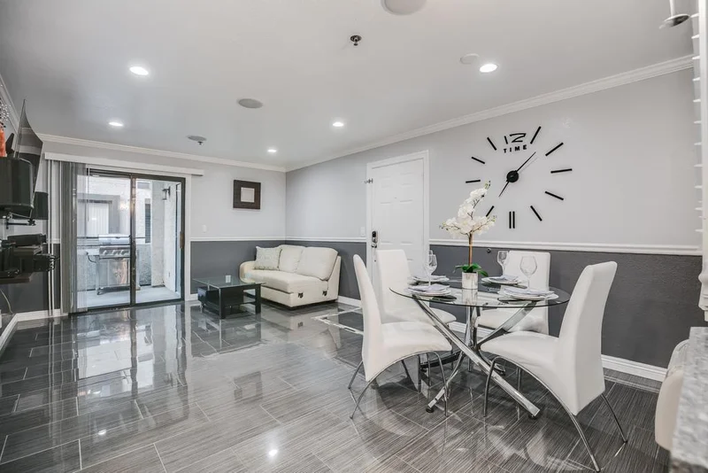 880 Fremont #410, Sunnyvale, CA 94087