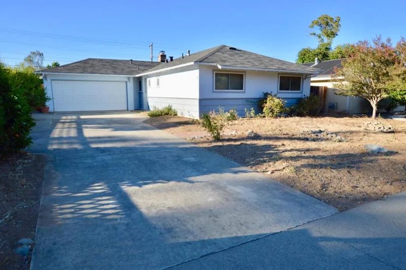 18823 Casa Blanca Lane, Saratoga, CA 95070
