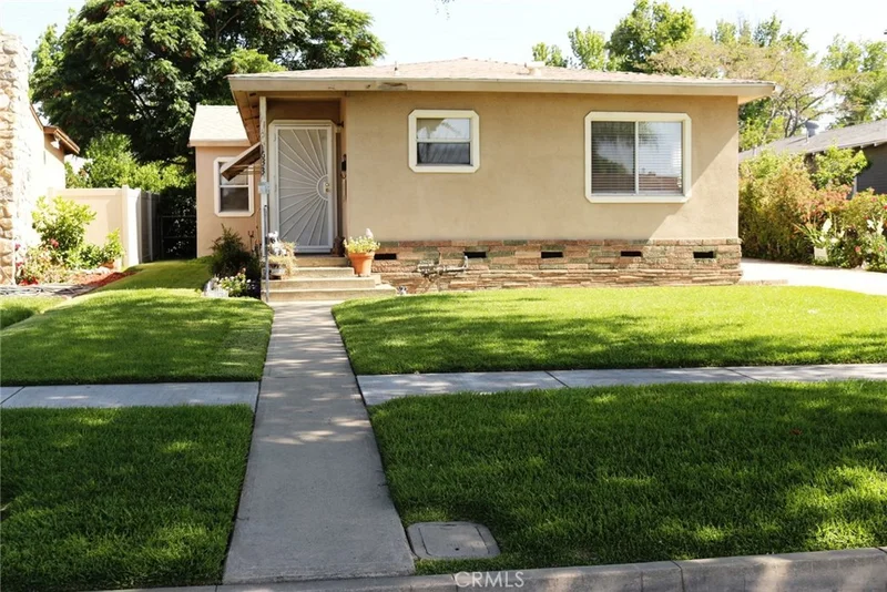 633 Highland, Upland, CA 91786