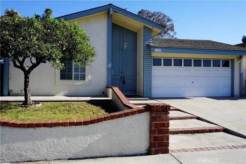 12360 Elgers, Cerritos, CA 90703