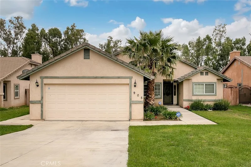 905 Hill, San Bernardino, CA 92407