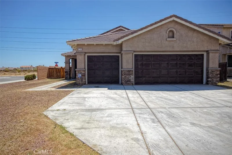 11765 Nehmans, Adelanto, CA 92301