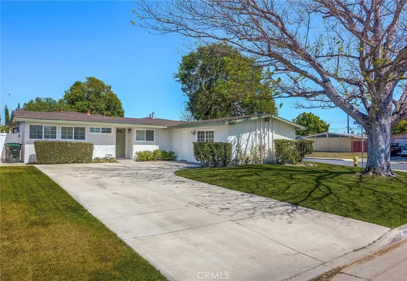 11582 Santa Cruz, Stanton, CA 90680