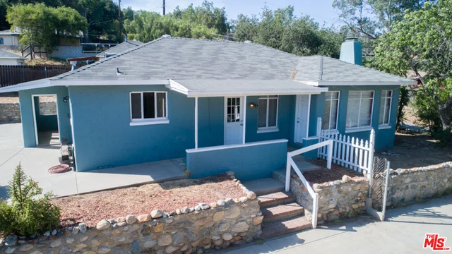 11801 West Trail, Sylmar, CA 91342