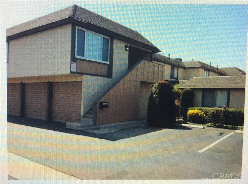 1142 Dover #Q60, Anaheim, CA 92805