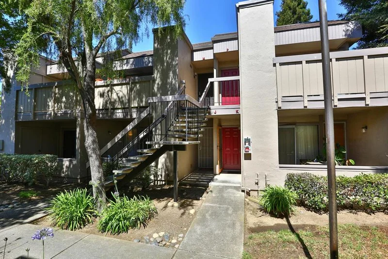 847 California #J, Sunnyvale, CA 94086