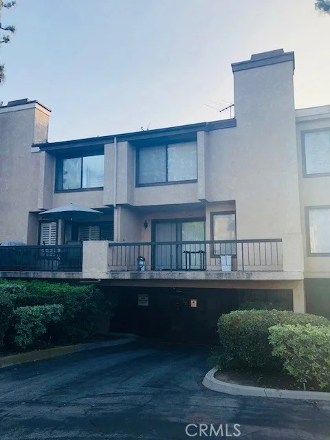 849 Victoria #805, Carson, CA 90746