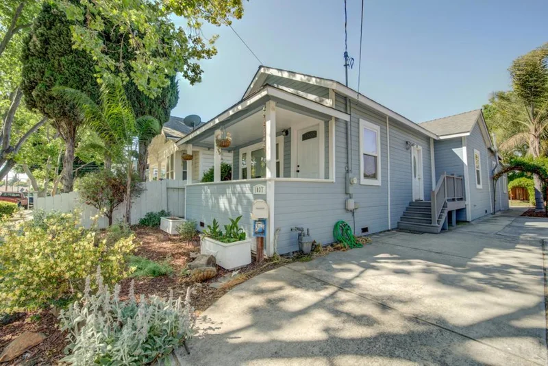 1037 9th, San Jose, CA 95112