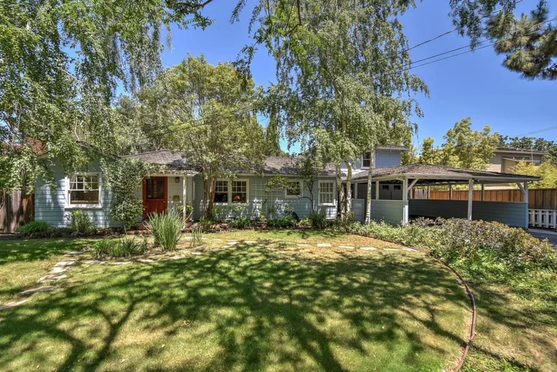 4221 Wilkie, Palo Alto, CA 94306