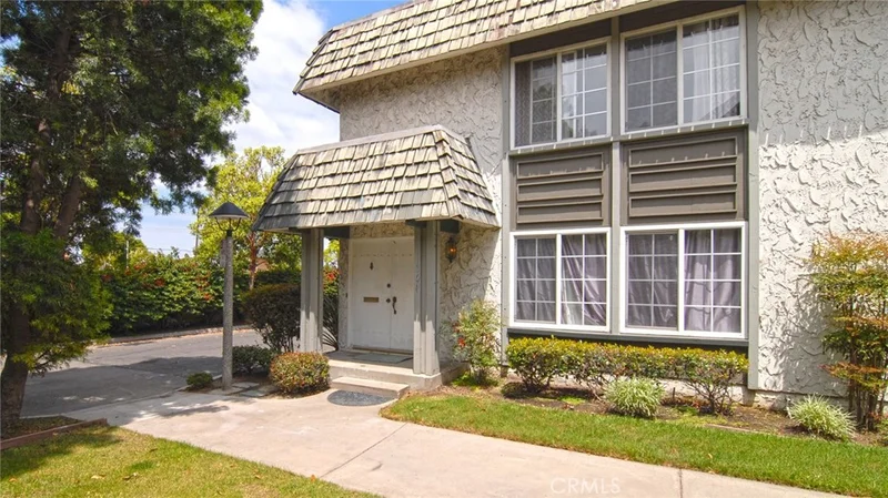 11800 Mount Robert, Fountain Valley, CA 92708