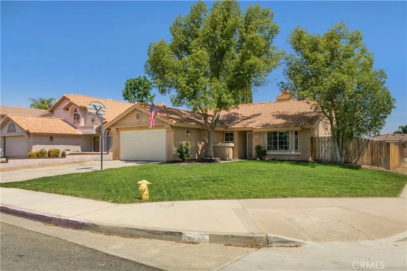 2756 Amber, Hemet, CA 92545