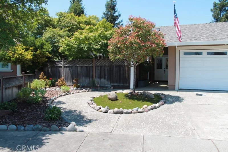 4145 Rhine, Napa, CA 94558