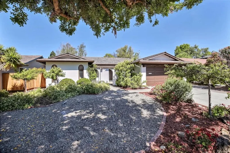 458 Pin Oak Drive, Sunnyvale, CA 94086