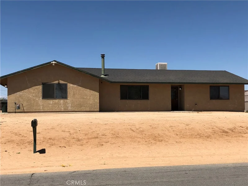 11746 Mohawk, Apple Valley, CA 92308