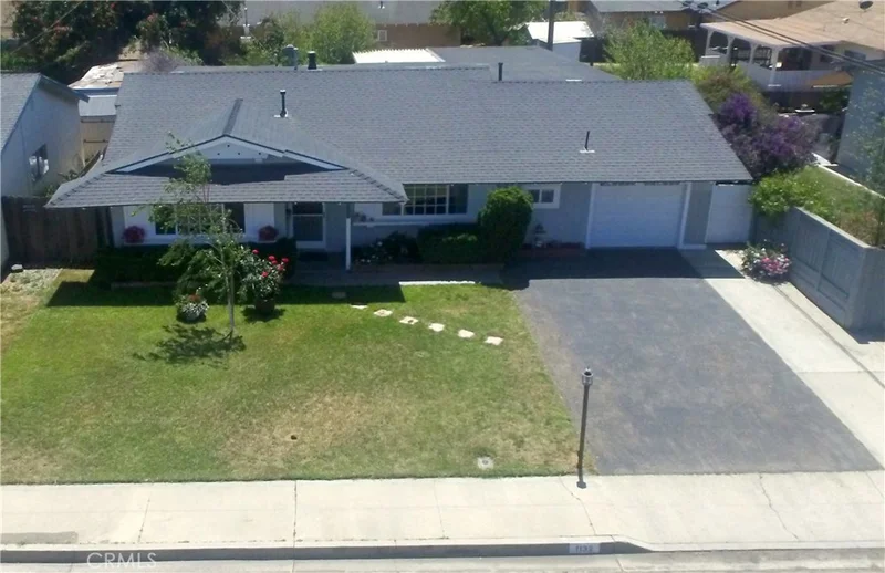 1132 Harding, Santa Maria, CA 93454