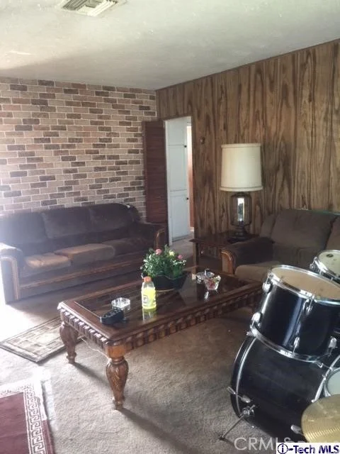 12558 Willard, North Hollywood, CA 91605
