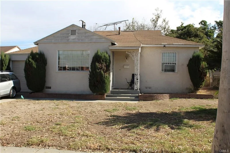 11242 Hulme, Lynwood, CA 90262