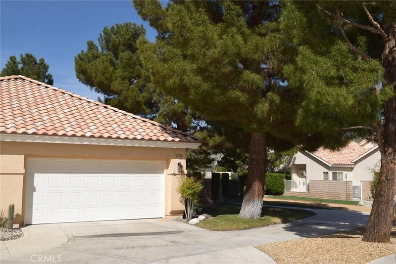 11376 Sawgrass Bend, Apple Valley, CA 92308