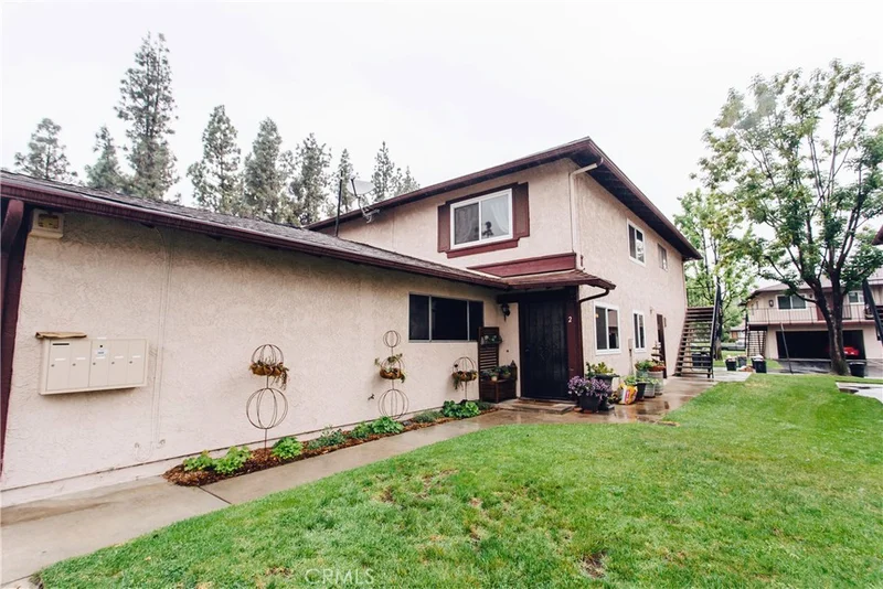 1167 Sierra Madre #2, Azusa, CA 91702
