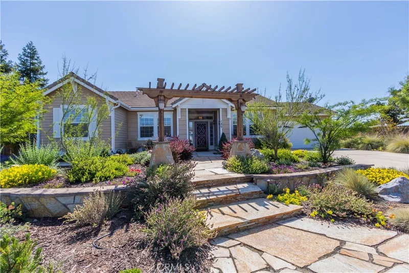 125 Cattail, Templeton, CA 93465