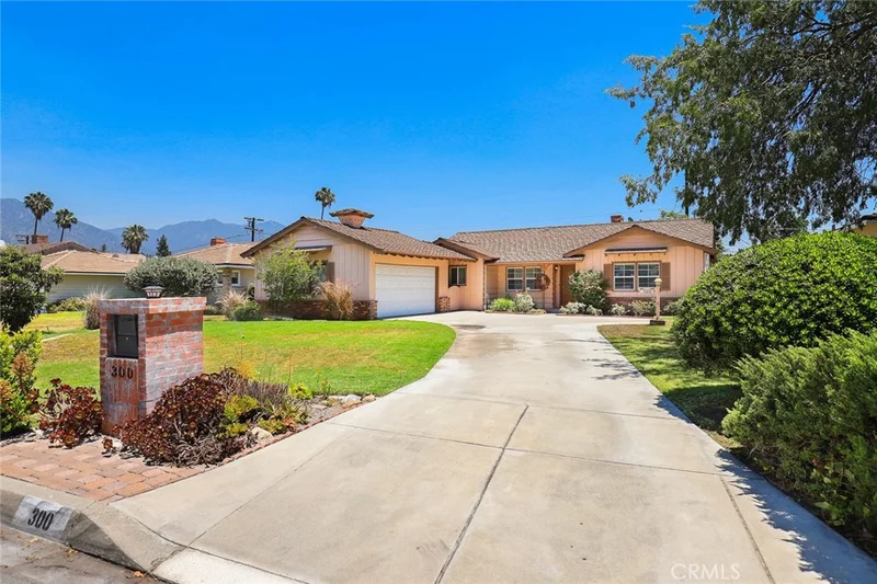 300 Cabrillo, Arcadia, CA 91007