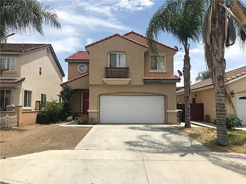 1163 Leopard, Perris, CA 92571
