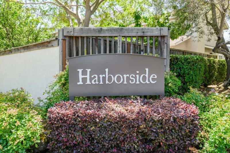 851 Spruance, Foster City, CA 94404