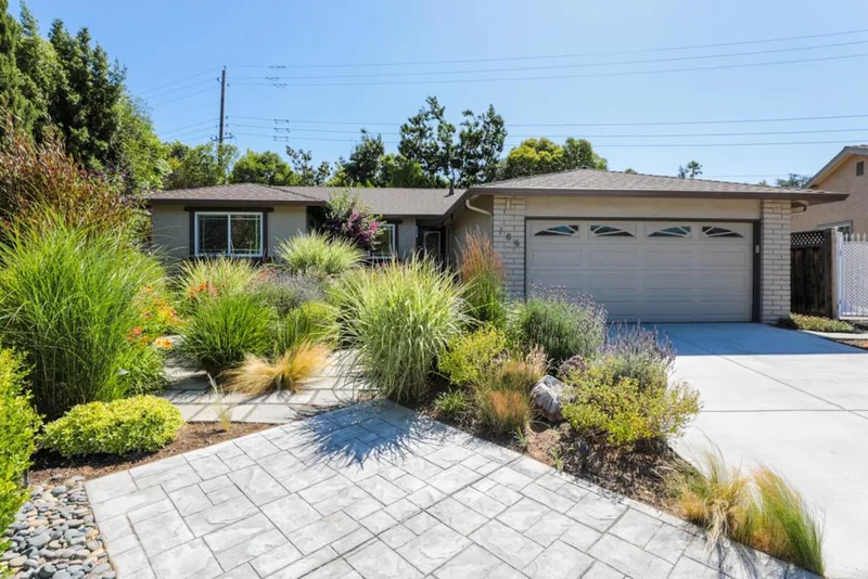 186 Sun Blossom, San Jose, CA 95123