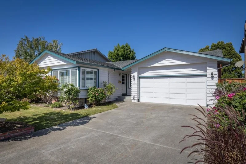 1030 Hatteras, Foster City, CA 94404