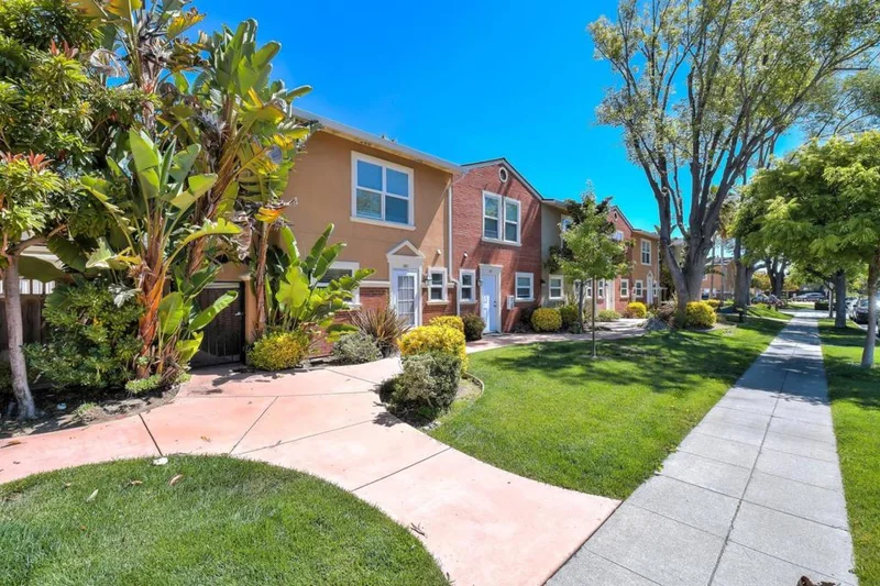 857 Carlisle Way 128, Sunnyvale, CA 94087