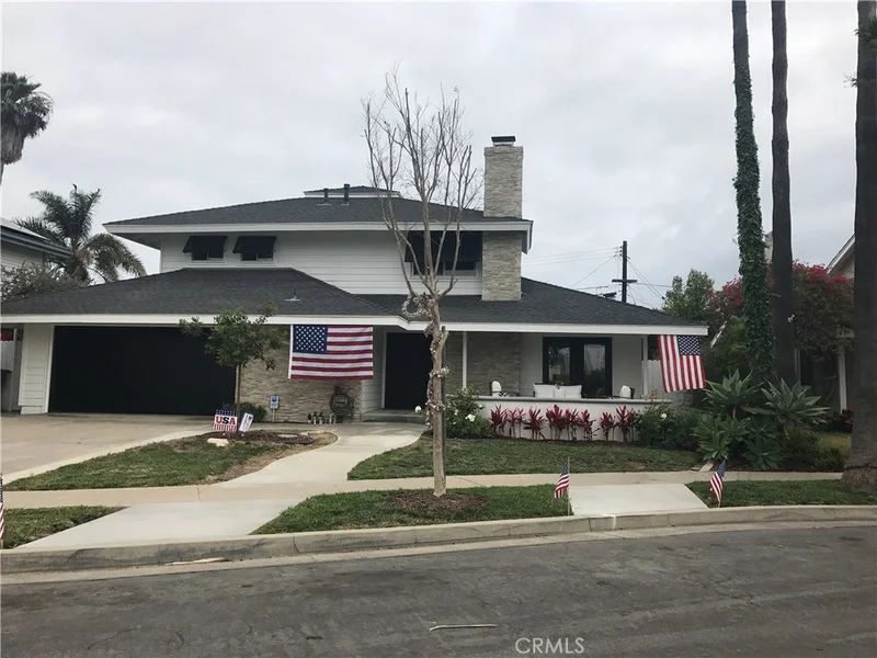9022 Regatta, Huntington Beach, CA 92646