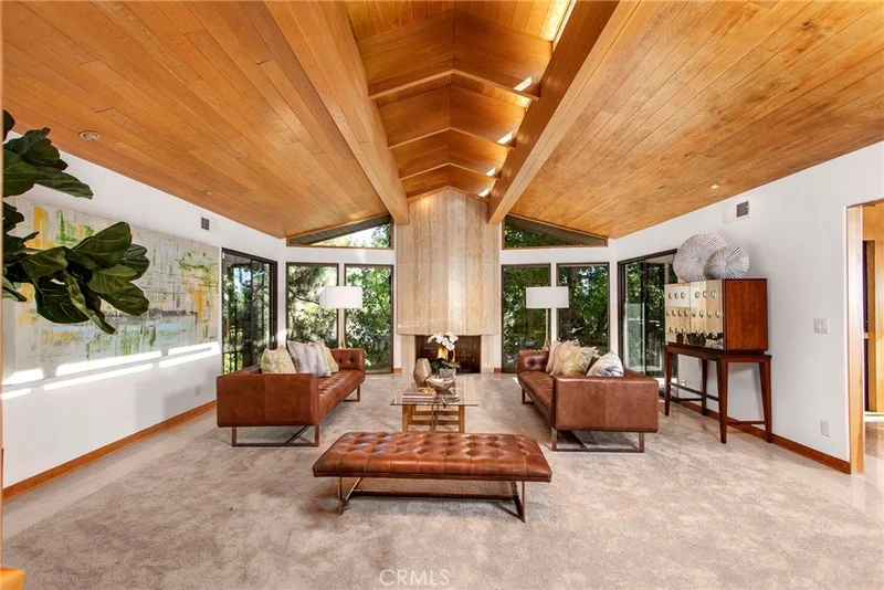 1862 Park Skyline, North Tustin, CA 92705
