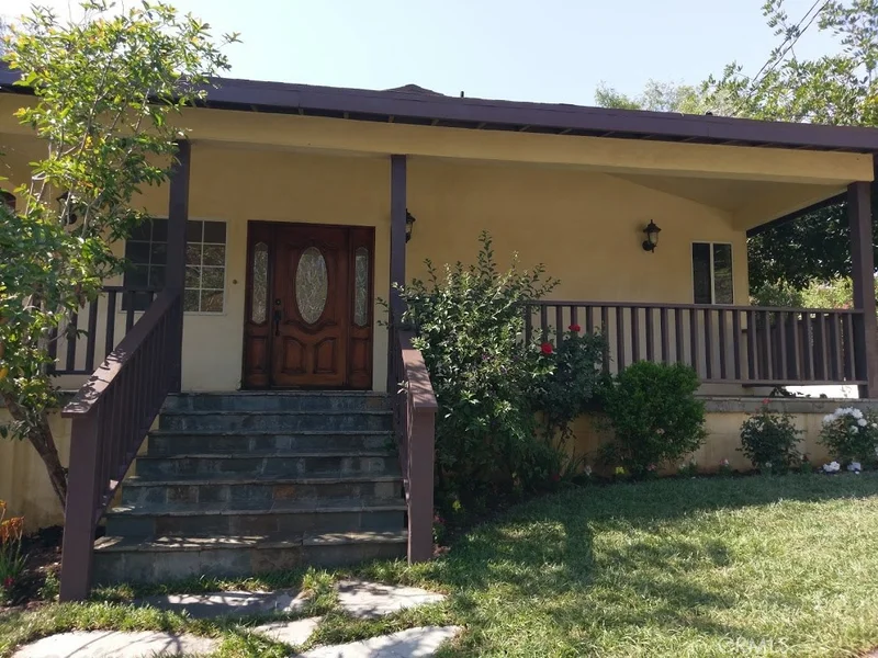 10032 Wheatland, Shadow Hills, CA 91040